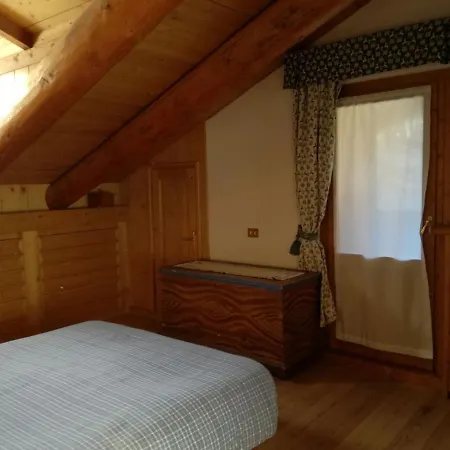 Apartman Mansarda Zuel *